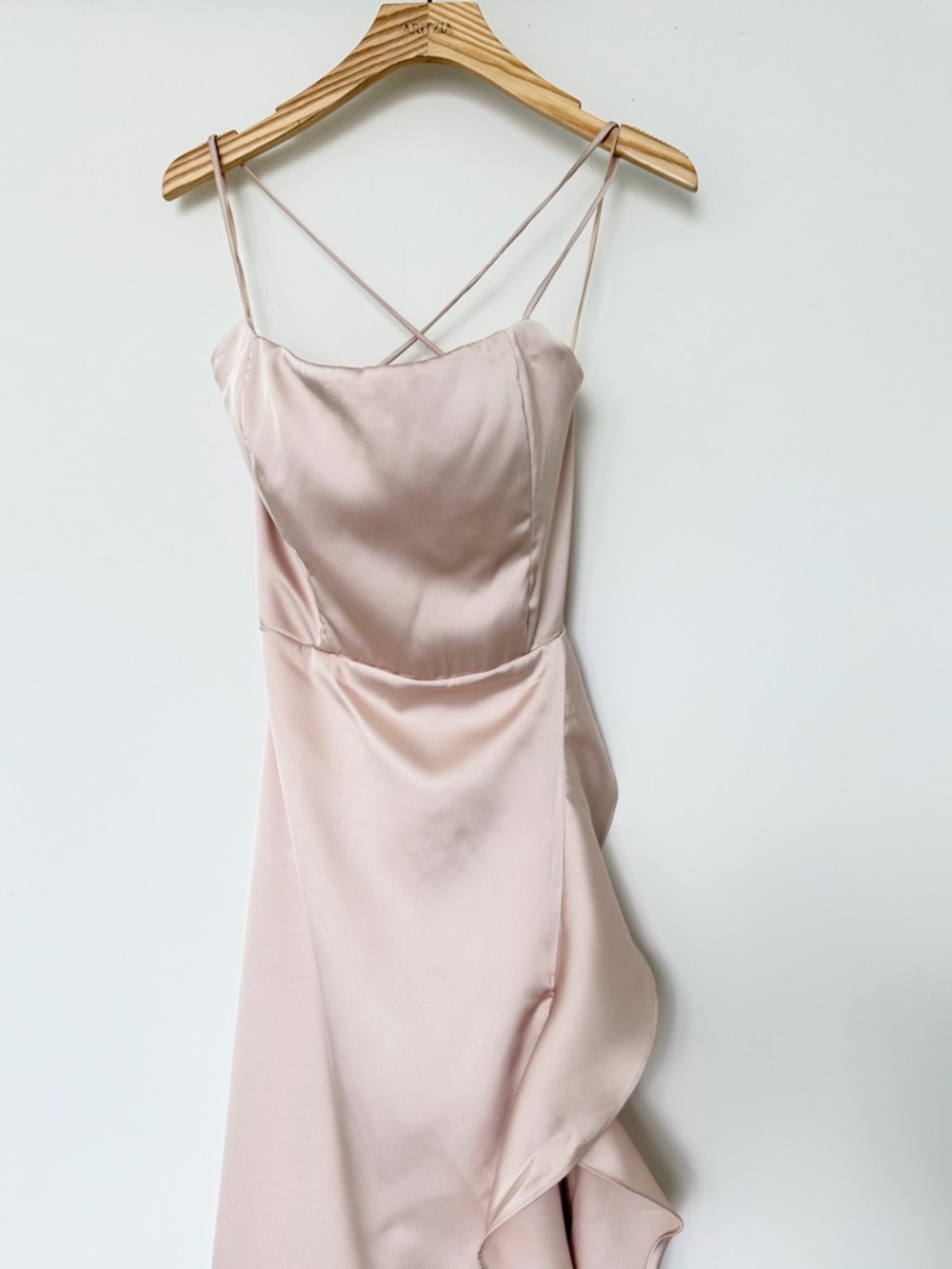 Dress Forum Champagne Satin Lace-Up Back Ruffle Maxi Dress Size M - Picture 5 of 16